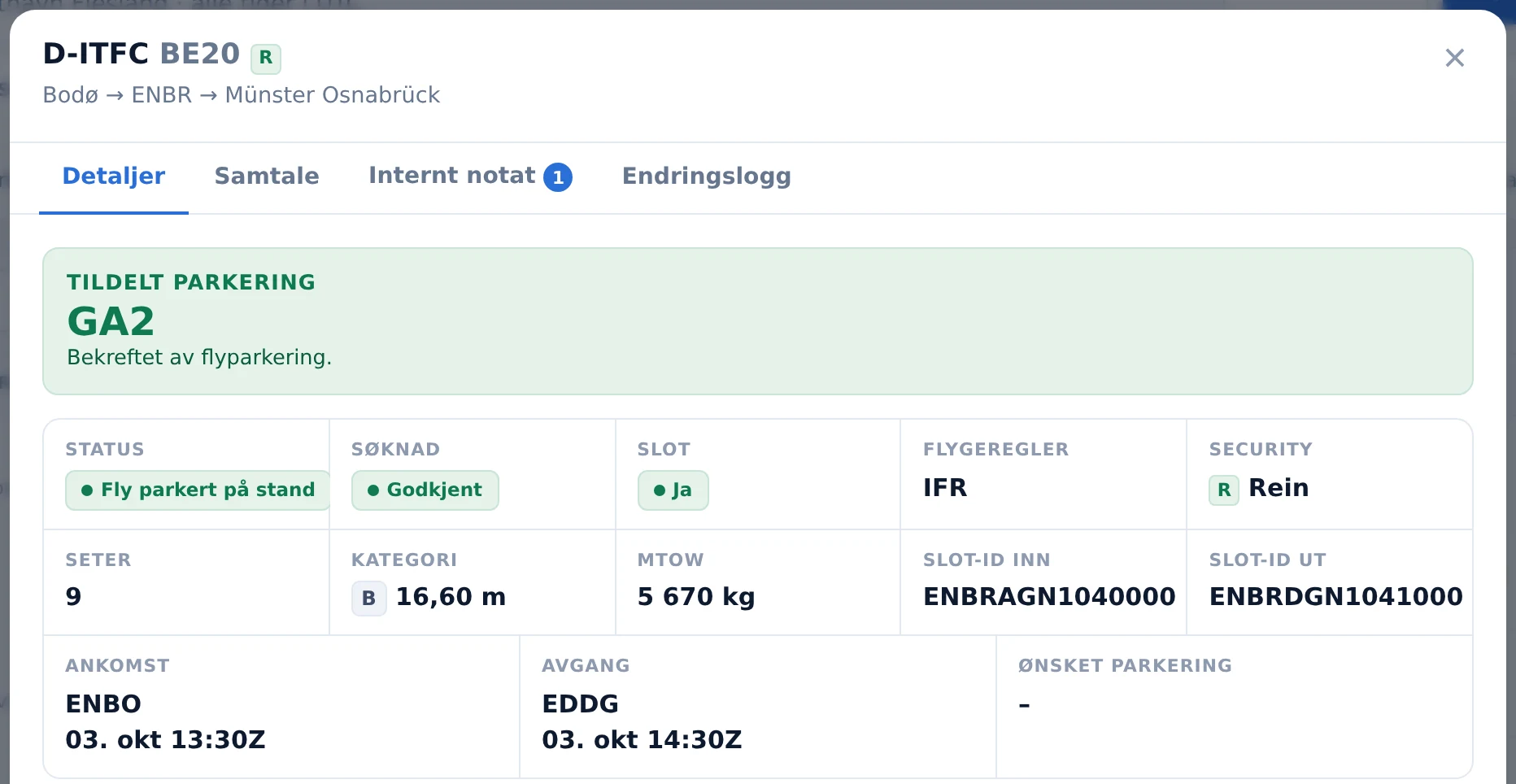 Flygningens boks hos handlingagenten: detaljer, samtale, internt notat og endringslogg